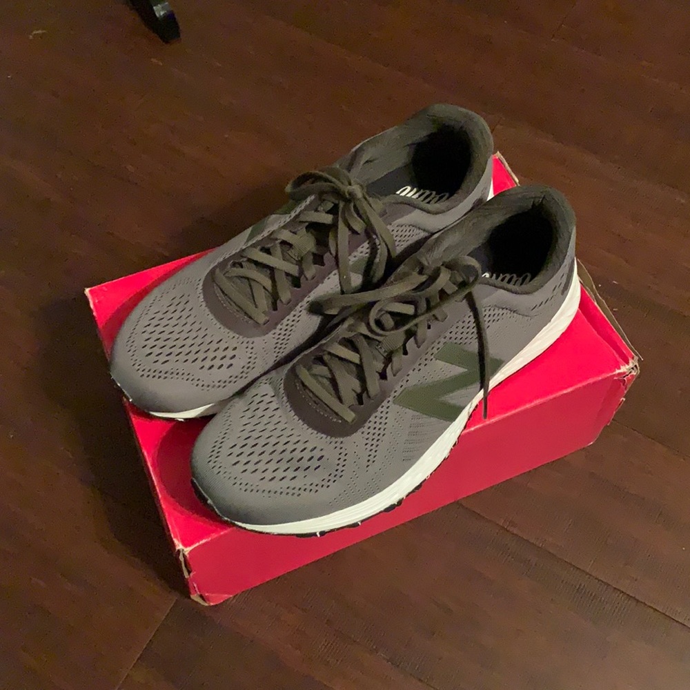 Men’s New Balance Sneakers